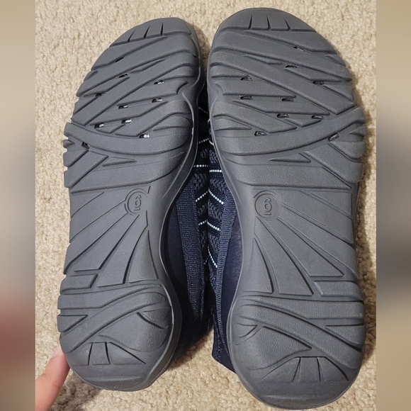 All In Motion Water Shoes - Picture 5 of 6